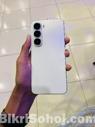 Infinix hot 60i /(used)